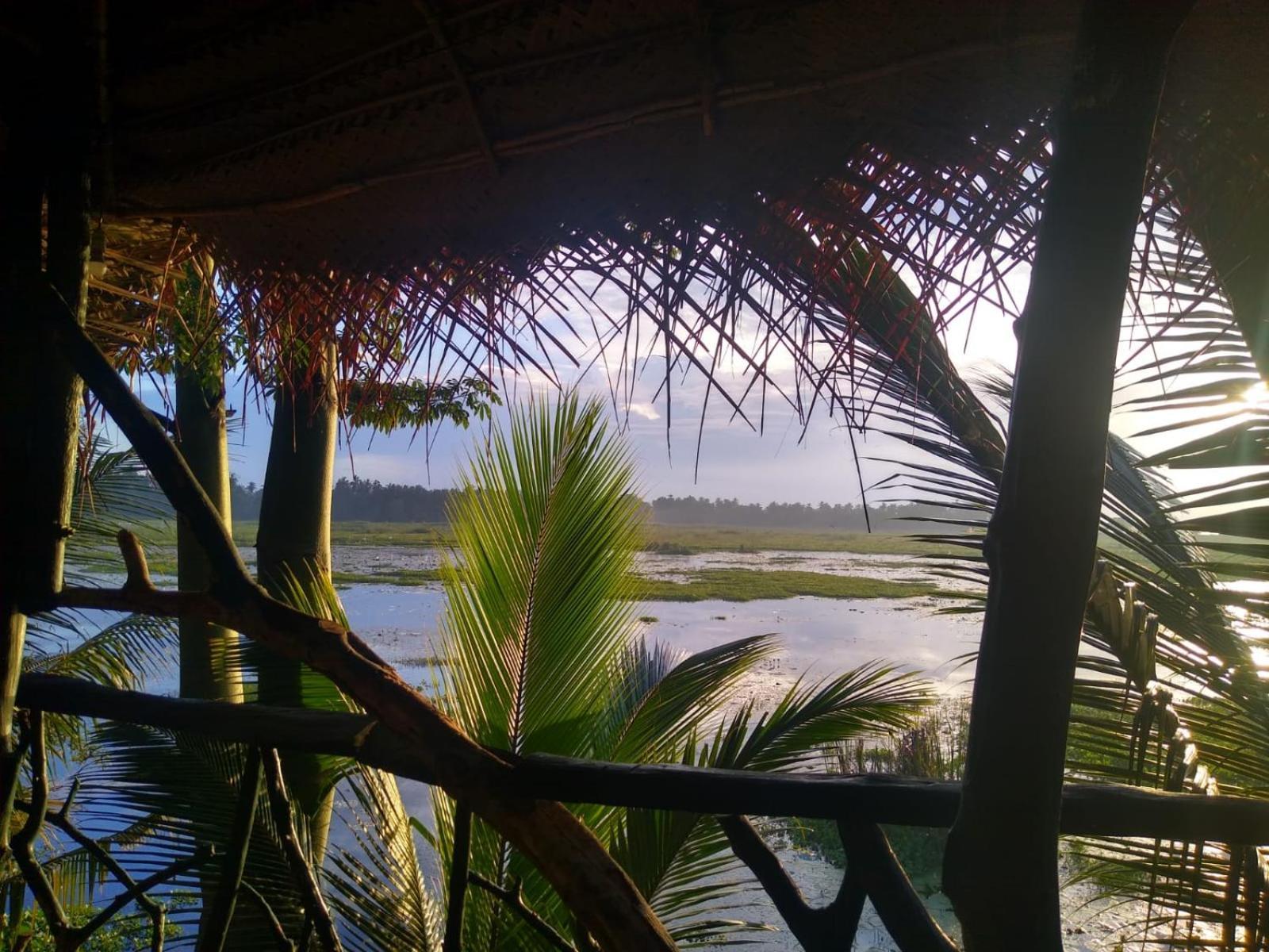 Lake Face Cabana 티사마하라마 외부 사진