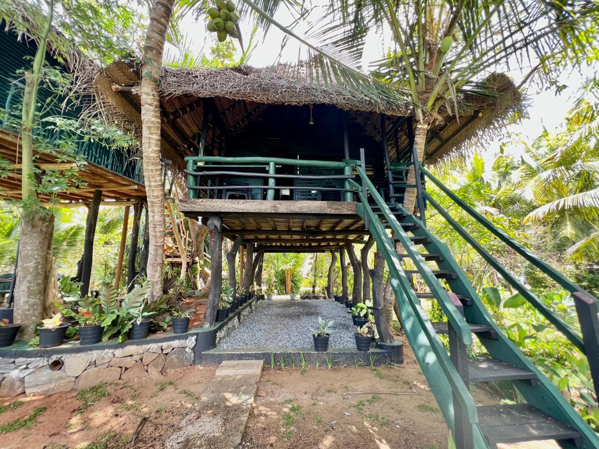 Lake Face Cabana 티사마하라마 외부 사진
